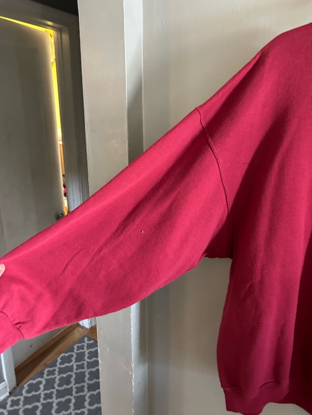Red oversized fleece pullover sweatshirt - Picture 4 of 10